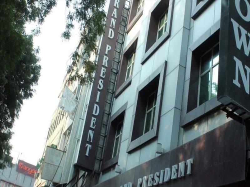 Grand President Hotell Delhi  Exteriör bild