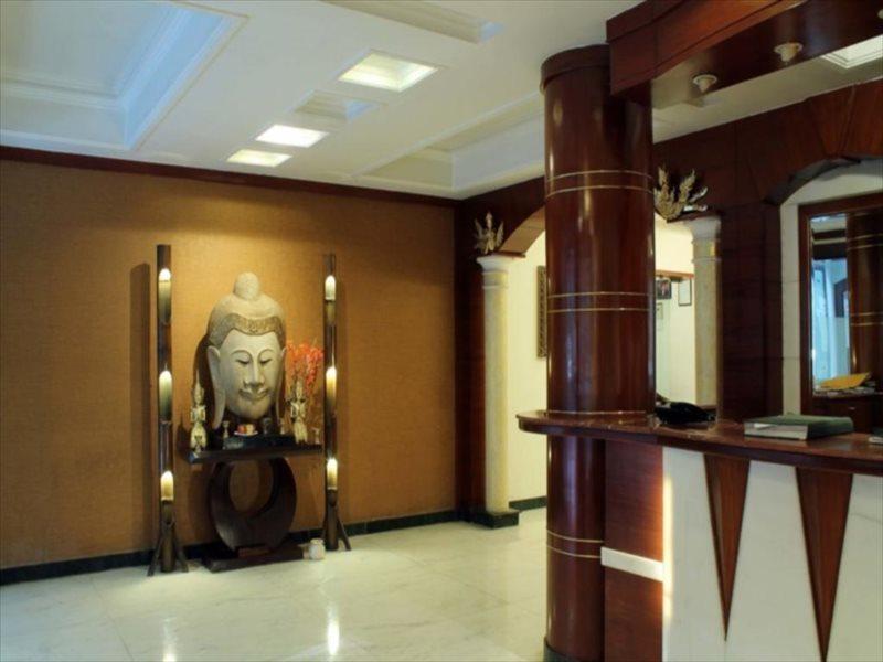 Grand President Hotell Delhi  Exteriör bild